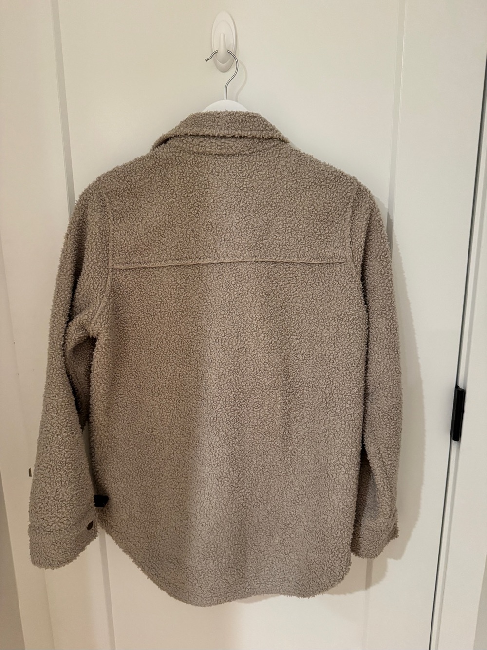 Women’s Vuori Sherpa Shacket Jacket - Beige - Picture 2 of 4